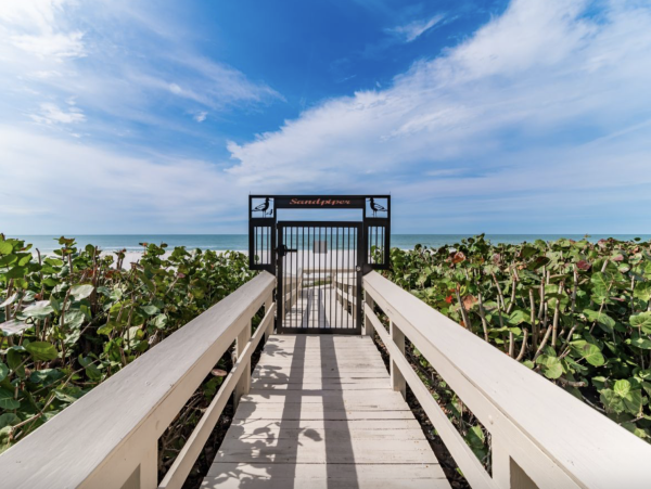 South end Marco Island Luxury Condo 3 month minimum